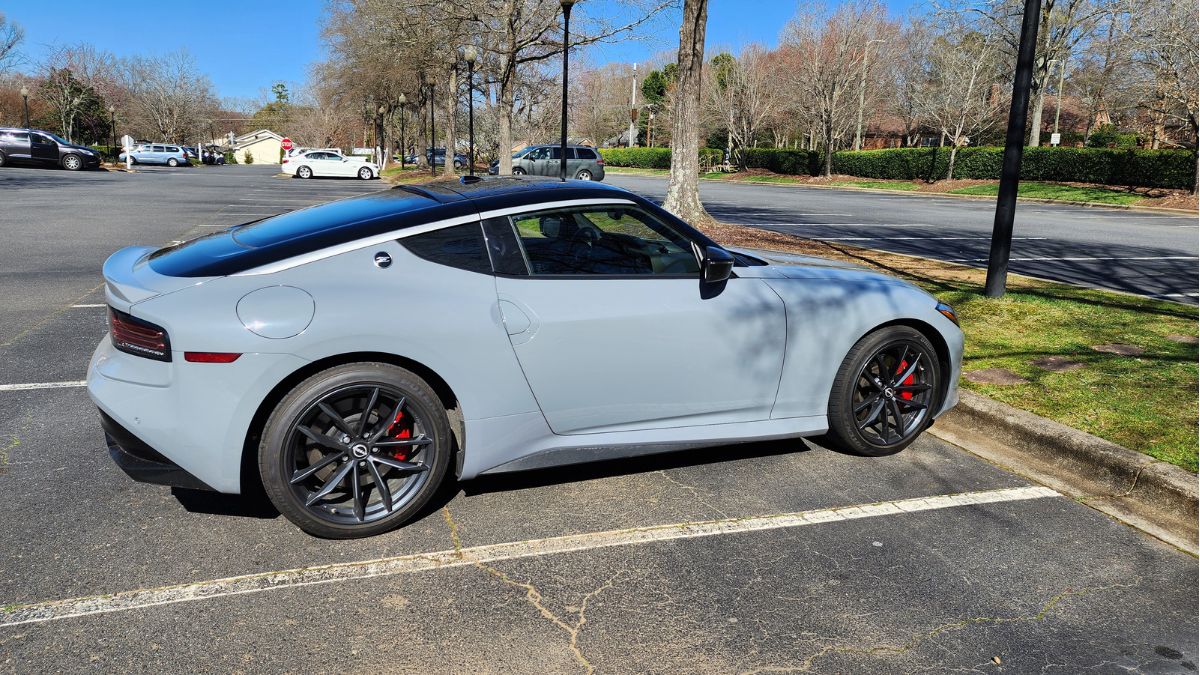 2024 Nissan Z Performance M/T Review Sports Car With Fun and Engaging